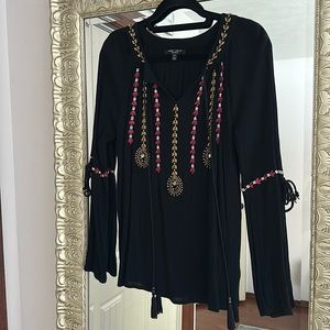 Romeo & Juliet Couture Embroidered Blouse